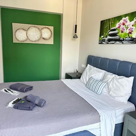 Dafni Luxury Suites Атина Екстериор снимка