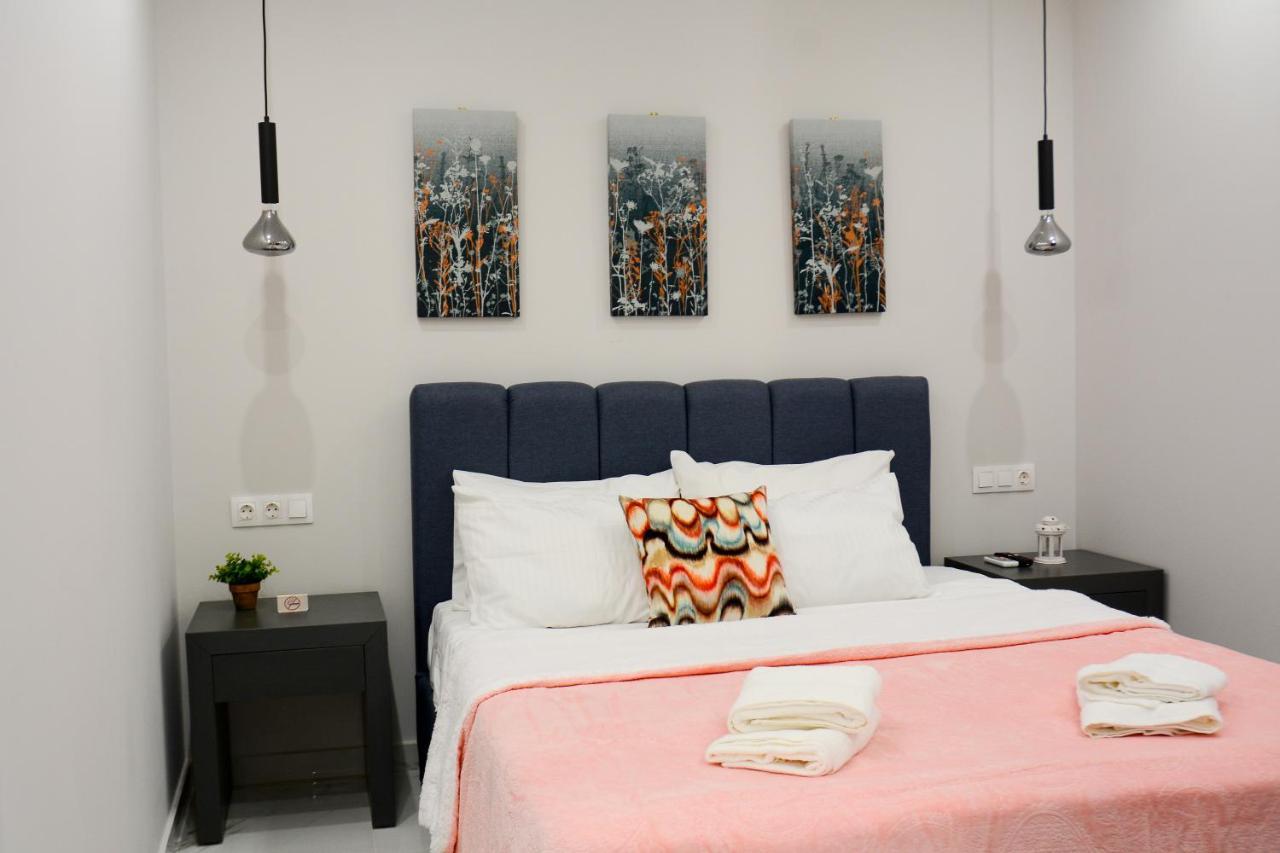 Dafni Luxury Suites Атина Екстериор снимка